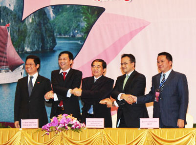 “Hội nghị Xúc tiến Đầu tư Quảng Ninh năm 2012” diễn ra trong 2 ngày 23, 24/2/2012